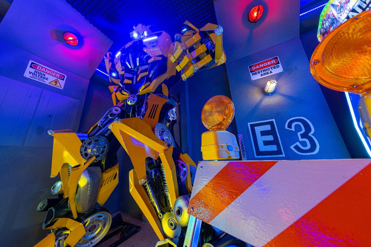 Robot Game Room