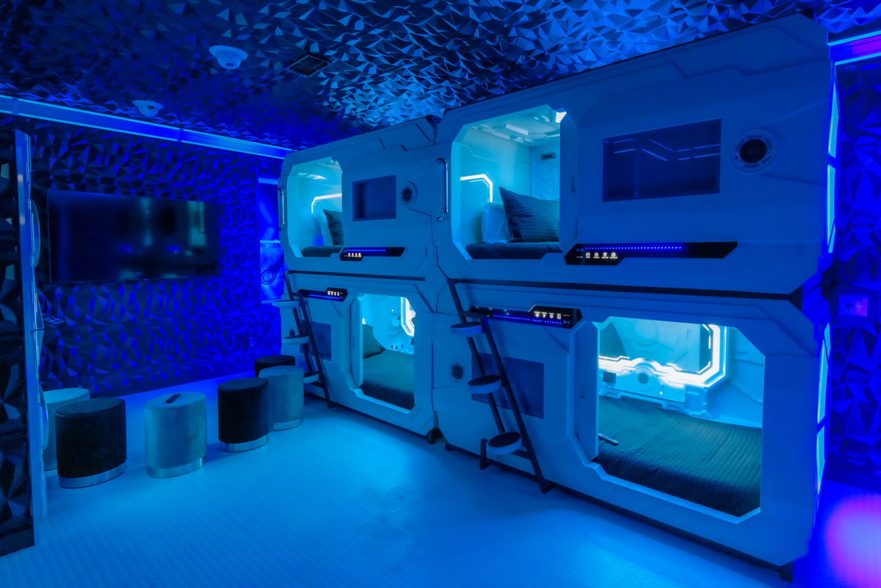 Light Cycle Room